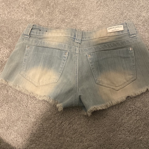 Light Denim Almost Famous Shorts. Low rise. - Picture 2 of 2
